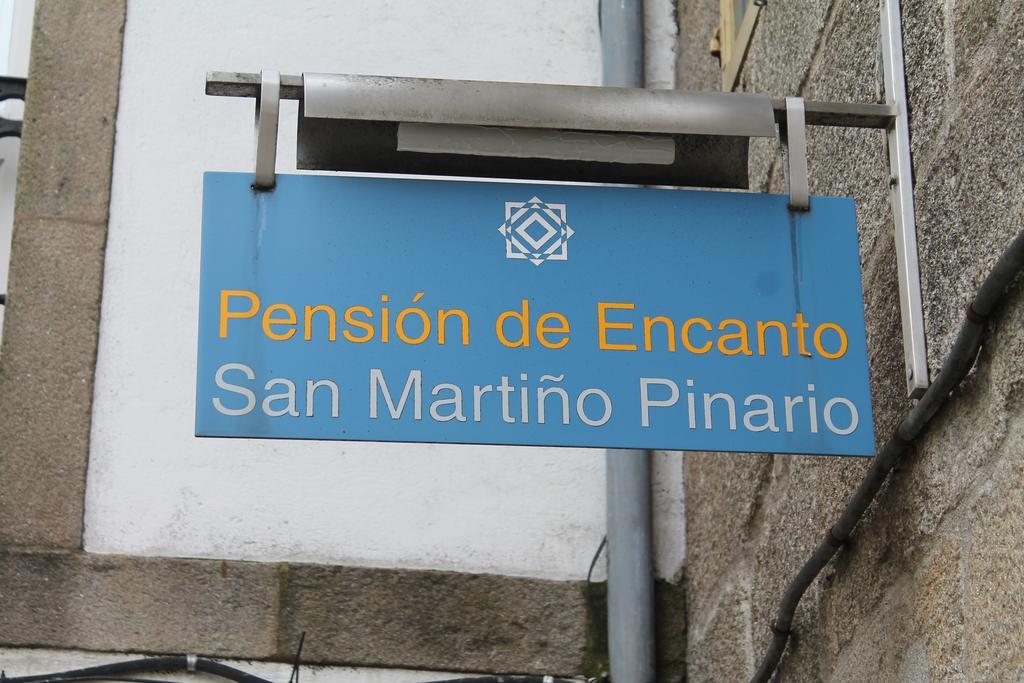 סנטיאגו דה קומפוסטלה Pension Con Encanto San Martino Pinario מראה חיצוני תמונה